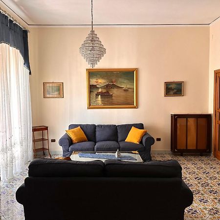 Maman Suite, City Center Near Molo Beverello Nápoles Exterior foto